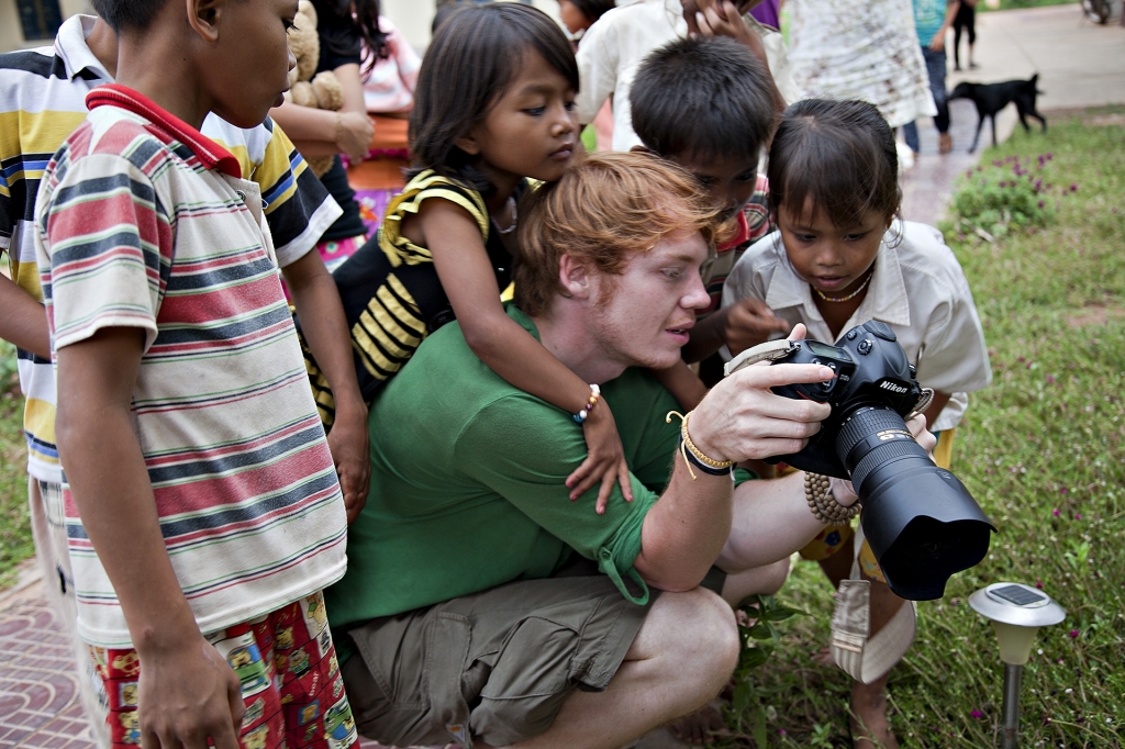 Josh Feitelson im Kinderdorf Tani (Kambodscha)